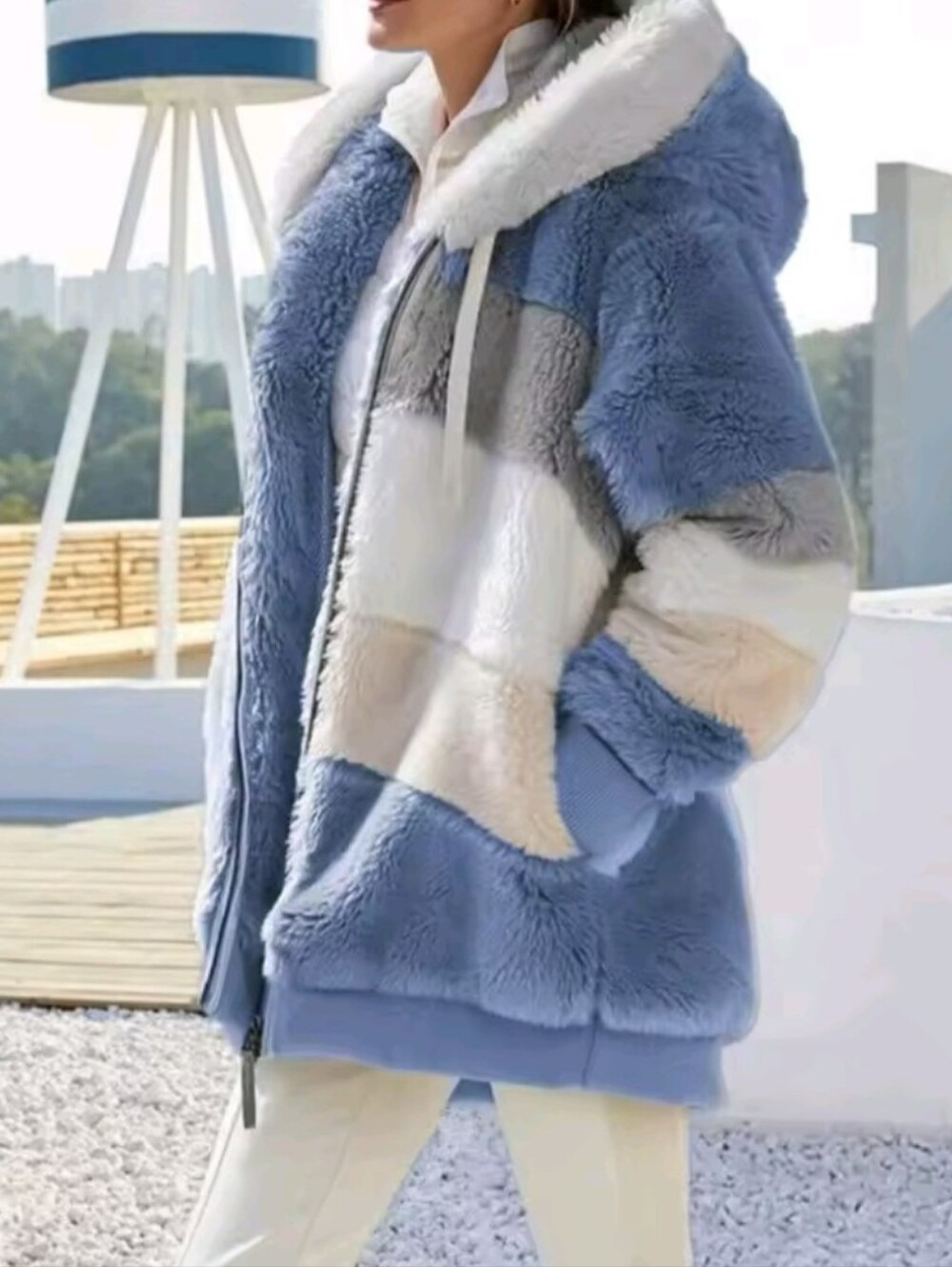 Women's Oversized Warm Winter Plush Jacket With Pockets And Hoodie